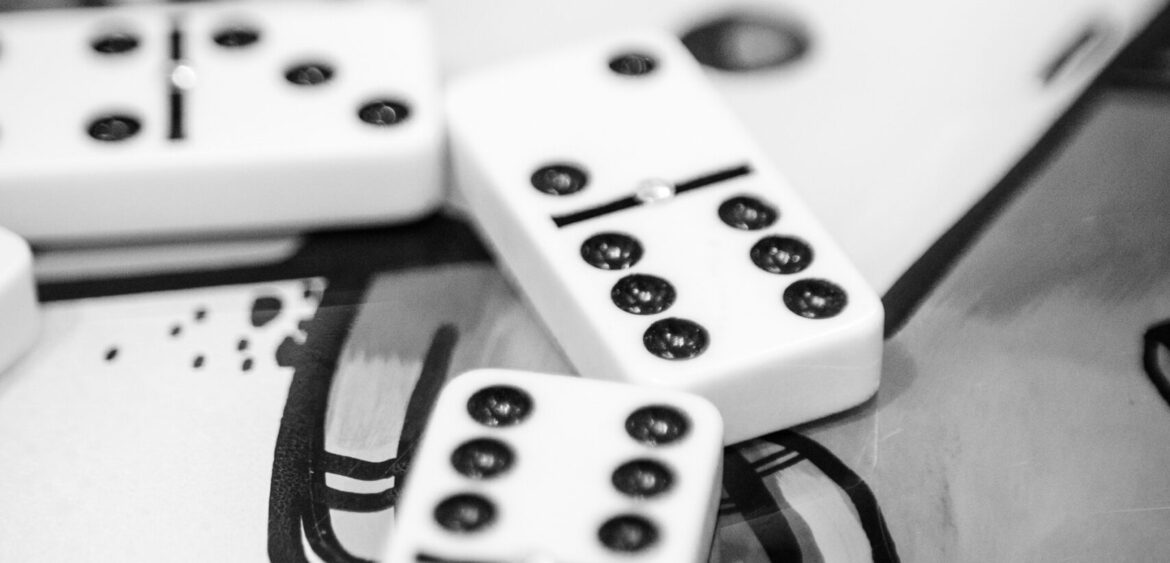 Photographs from the opening night of Carlos Solano’s solo exhibition “An Experience of Us” at WYN317 Gallery in Miami, moving from artwork on the walls and guests in conversation to a salsa jam at Toejam Backlot, ending with Solano painting live.